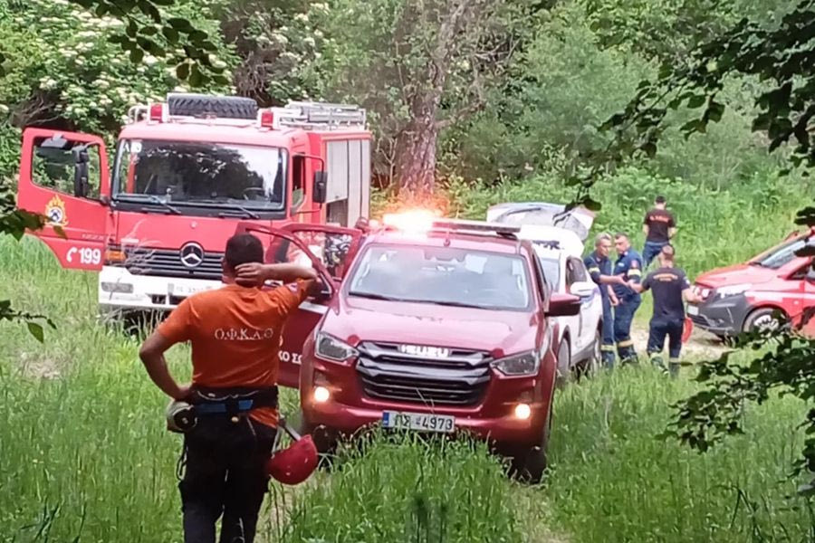 Δράμα: Εντοπίστηκε από την ΕΜΑΚ ο ορειβάτης που αγνοείται – Επιχείρηση στο βάθος της χαράδρας