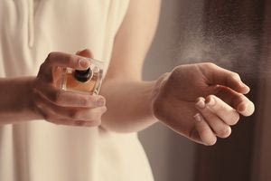 Ηράκλειο: Τα επώνυμα αρώματα ήταν… «μαϊμού» – Τι αποκάλυψε η έρευνα σε κατάστημα του κέντρου