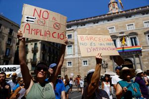 Βαρκελώνη: «Όχι στην επέκταση του αεροδρομίου» λένε οι κάτοικοι