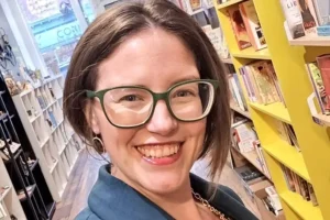 Βραβευμένη συγγραφέας έκανε παρουσίαση βιβλίου αλλά δεν πήγε κανείς: «Νιώθω απαίσια», παραδέχτηκε η Caytlyn Brooke