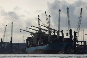 Ποιοι κλάδοι επιχειρήσεων πλήττονται από τη νέα κρίση στη Μέση Ανατολή