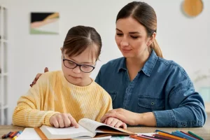 Οικονομική στήριξη σε 2.500 οικογένειες παιδιών με αναπηρία από το Πρόγραμμα Πρώιμης Παιδικής Παρέμβασης ΕΛΕΠΑΠ