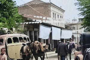 Σκηνή δρόμου στο Ηράκλειο το Πάσχα του 1937