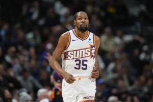 Έσκασε η βόμβα στο NBA: Οι Φοίνιξ Σανς αντάλλαξαν τον Κέβιν Ντουράντ