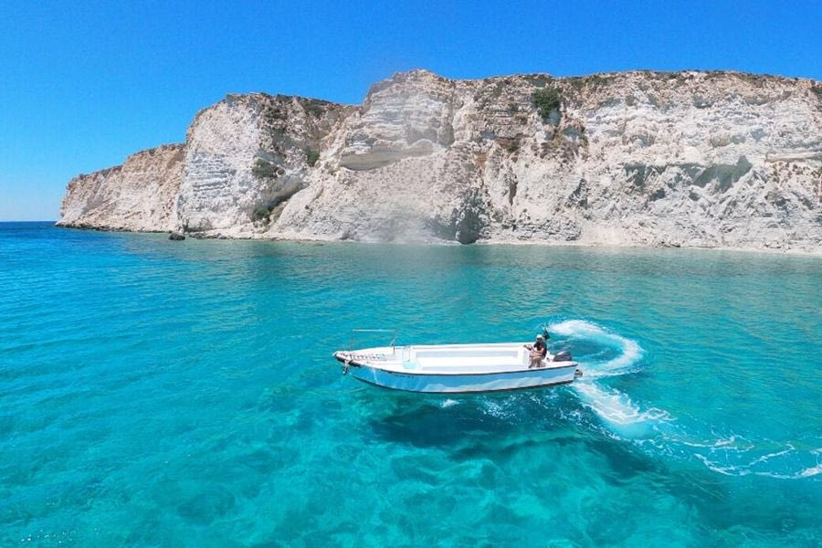Καλοκαιρινός καιρός στην Κρήτη με ζέστη και μελτέμια από το Σαββατοκύριακο