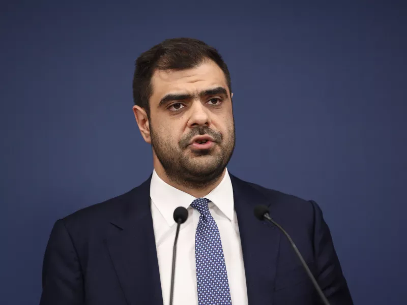 Μαρινακής κατά Τσίπρα: Έκανε εκατοντάδες χιλιάδες νέους να εγκαταλείψουν τη χώρα, και ζητάει τα ρέστα από τον Μητσοτάκη