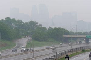 Σκέπασε τις μεσοδυτικές πολιτείες ο καπνός από τις πυρκαγιές στον Καναδά