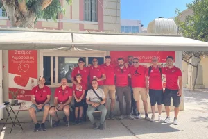 Με επιτυχία η εθελοντική αιμοδοσία στην πλατεία Δασκαλογιάννη στο Ηράκλειο