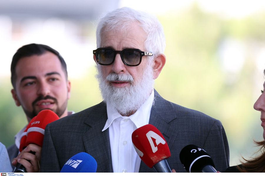 Δίκη Φιλιππίδη: Απαλλαγή για την πρώτη κατηγορία απόπειρας βιασμού προτείνει ο εισαγγελέας