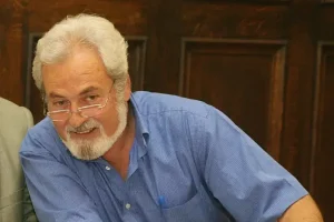 Το τελευταίο αντίο σήμερα στον Μάνο Φραγκιαδουλάκη