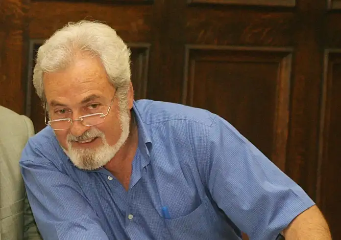 Το τελευταίο αντίο σήμερα στον Μάνο Φραγκιαδουλάκη