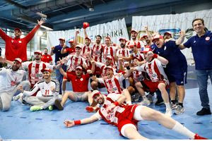 ΑΕΚ – Ολυμπιακός 30-32: «Ερυθρόλευκη» η κούπα στη Handball Premier