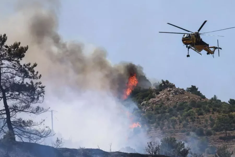 Προσαγωγές επτά Τούρκων για τις φωτιές στη Χίο