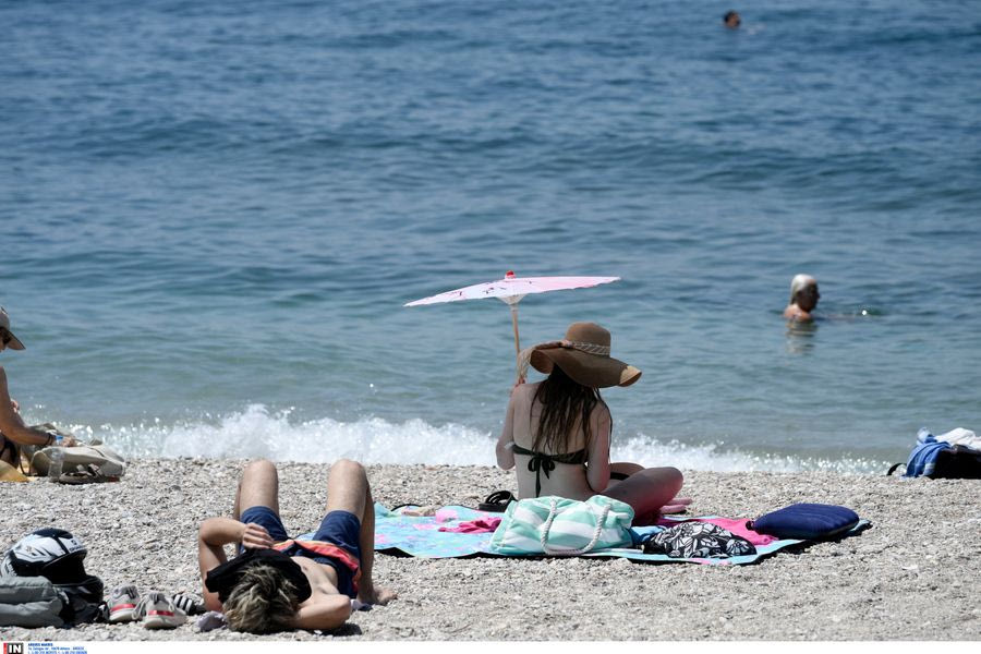 Πώς θα προστατευτούμε από τον καύσωνα – Οι 10 απλές οδηγίες του Ελληνικού Ερυθρού Σταυρού