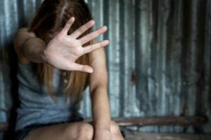 ΗΠΑ: Γονείς είχαν κλειδώσει σε κλουβί σκύλου την έφηβη κόρη τους