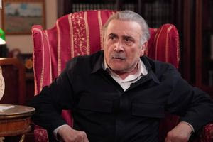 «Πήγα να δω τον πατέρα μου»: Ένα βίντεο με πρωταγωνιστή τον Λάκη Λαζόπουλο