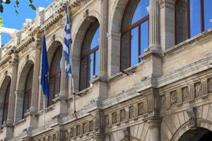 Απάντηση της Λότζια για κοινοβουλευτική ερώτηση με «παραπλανητικά οικονομικά στοιχεία»