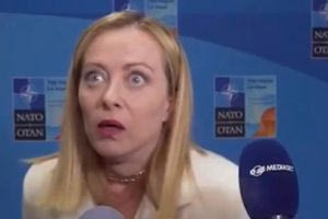 Viral το βίντεο με τις γκριμάτσες της Τζόρτζια Μελόνι στη Σύνοδο Κορυφής του NATO