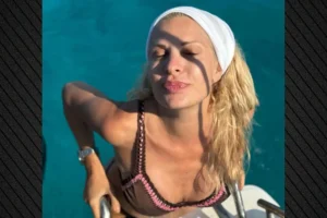 H “απόδραση” της Ελένης Μενεγάκη στους Παξούς