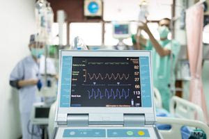 Στη ΜΕΘ του Βενιζελείου τουρίστρια με τη «νόσο των λεγεωνάριων» – Θετικές οι πρώτες εξετάσεις