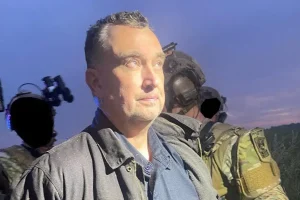 Μινεσότα: Συνελήφθη μετά από ανθρωποκυνηγητό ο δολοφόνος της βουλευτή Μελίσα Χόρτμαν και του συζύγου της