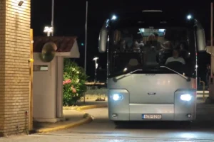 Επαναπατρίστηκαν Έλληνες πολίτες από το Ισραήλ – Τρία αεροσκάφη στην 112 ΠΜ στην Ελευσίνα