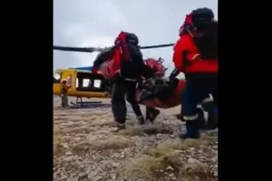 Νεκρή η 60χρονη Γερμανίδα ορειβάτης που έπεσε σε δύσβατο σημείο στον Όλυμπο – Βίντεο από την επιχείρηση της πυροσβεστικής