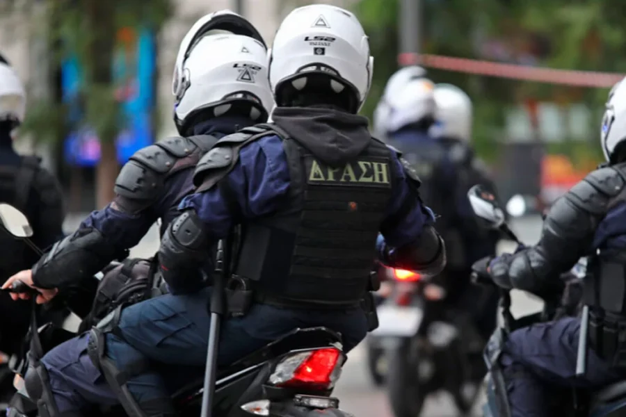 Λάρισα: Άγριος ξυλοδαρμός 61χρονου από παρέα νεαρών