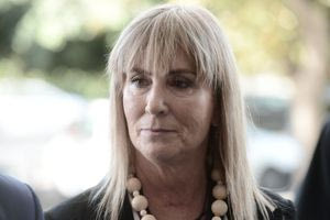 Novartis: Μήνυση Τουλουπάκη και Ντζούρα σε Φρουζή – Ζητούν την αυτόφωρη σύλληψή του