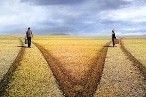 Tο «φαινόμενο της παράλληλης ζωής» και τι δείχνει για εμάς