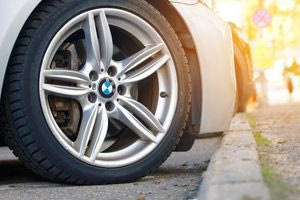 Είδες παράνομα παρκαρισμένο; Μπορείς να το αναφέρεις με ένα ΚΛΙΚ