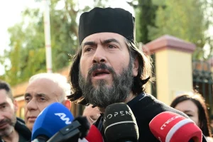 Δίκη «Κιβωτός του Κόσμου»: «Μας έδωσε χρήματα ο γιος του π. Αντώνιου για να ανακαλέσουμε»