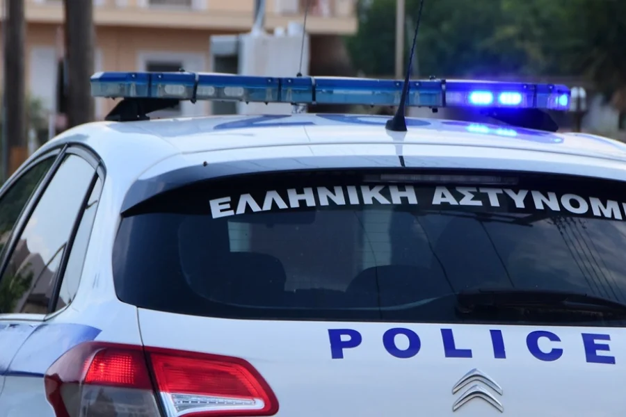 Βύρωνας: Νέα καταγγελία για την ηθοποιό που επιτέθηκε με κατσαβίδι σε γείτονές της – «Με χτύπησε στο κεφάλι άγρια»