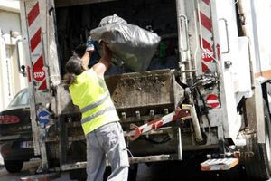 Ζητούν να περιφρουρηθεί ο δημόσιος χαρακτήρας της καθαριότητας στο Ηράκλειο