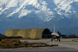 Σούδα: 5.000 φωτογραφίες της βάσης τράβηξε ο Αζέρος σε 4 μέρες – H σύλληψη με υπογραφή ΕΥΠ