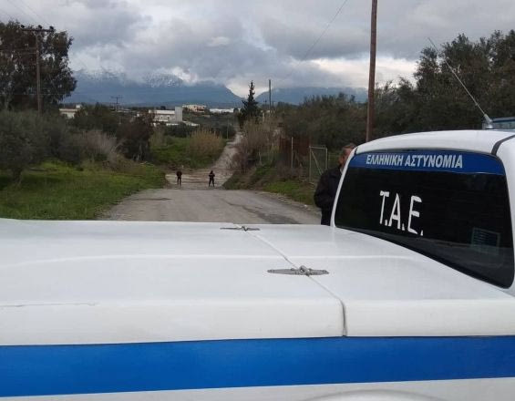 Κυκλοφορούσε με τις σφαίρες και τις κατσούνες στο αγροτικό – Χειροπέδες σε 35χρονο