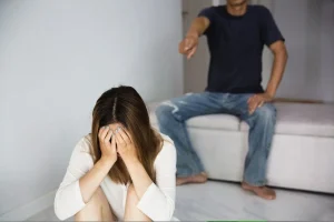 Τοξικές φράσεις που δείχνουν ότι η σχέση σας είναι σε πρόβλημα