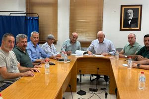 Βιάννος: Έπεσαν οι υπογραφές για τα δίκτυα αποχέτευσης σε Αμιρά και Μάρθα