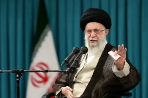 Διάγγελμα Χαμενεΐ στον λαό του Ιράν: Το Ισραήλ έκανε ένα τεράστιο λάθος και θα «τιμωρηθεί»