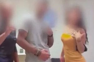 Μεσσηνία: Πειθαρχική έρευνα για τα τσιφτετέλια στην Αστυνομική Διεύθυνση – Δεν ήταν κρατούμενοι, λέει η ΕΛ.ΑΣ.