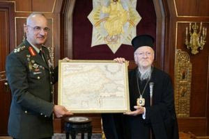 Ποιος είναι ο χάρτης που έδωσε ο Χούπης στον Βαρθολομαίο και εξόργισε τους Τούρκους – «Φαιδρότητα» απαντά στην Άγκυρα το υπ. Εθνικής Άμυνας