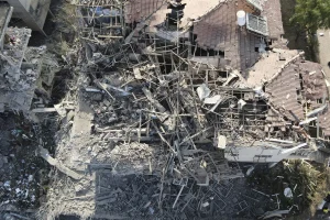 Τουλάχιστον 14 πυρηνικοί επιστήμονες έχουν σκοτωθεί στο Ιράν από επιθέσεις των Ισραηλινών, σύμφωνα με τα Ηνωμένα Αραβικά Εμιράτα