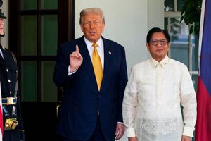 Τραμπ: Ανακοίνωσε εμπορική συμφωνία με τις Φιλιππίνες – Δασμοί ύψους 19%