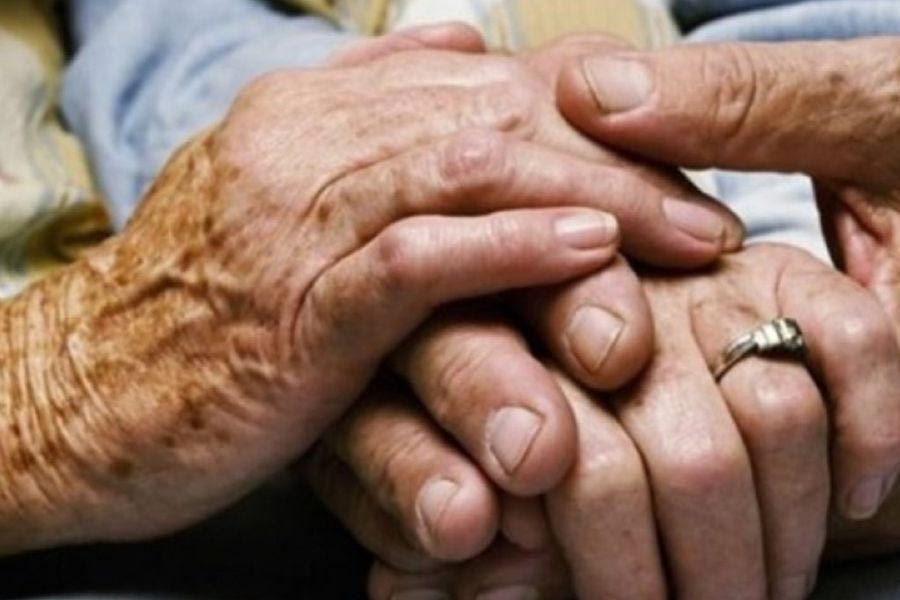 Ηράκλειο: Προσπάθησαν να βάλουν τέλος στη ζωή τους με χάπια