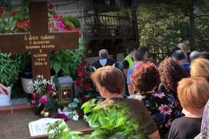 Πλήθος πιστών στον τάφο του Αγίου Παϊσίου στη Σουρωτή Θεσσαλονίκης