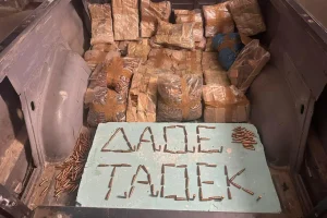 Τρεις ηλικιωμένοι Χανιώτες διακινούσαν μεγάλες ποσότητες πυρομαχικών – Με ειδικά διαμορφωμένο φορτηγό τα έφερναν από Αλβανία