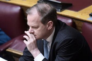 Με 157 ψήφους υπέρ, παραπέμπεται στο Δικαστικό Συμβούλιο ο Κώστας Αχ. Καραμανλής