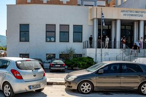 Ιωάννινα: Ο «τιμοκατάλογος» των τελωνειακών και ο ρόλος του προϊστάμενου