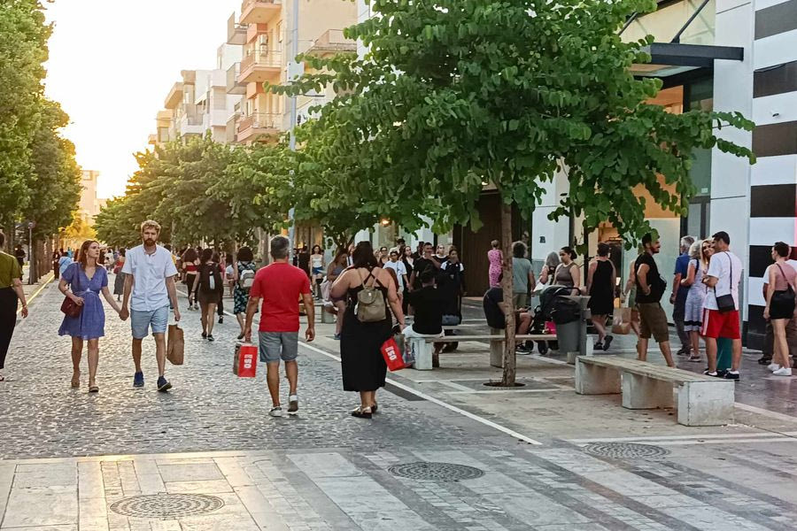 Σαν … χώρα των θαυμάτων το Ηράκλειο – Εικόνες από ένα καλοκαιρινό απόγευμα