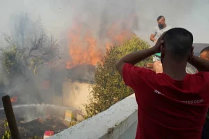 Μήνυμα της ΕΛ.ΑΣ.: «Συμμορφωθείτε άμεσα στις εντολές εκκένωσης – Κινδυνεύουν ζωές»